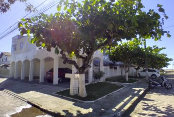 REF - 511  Apartamento a quadra da Praia